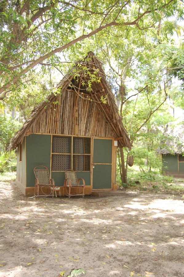 The Beach Crab Resort Pangani Luaran gambar